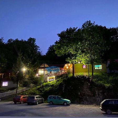 Apartmani Sastavci Tjentiste Exterior foto